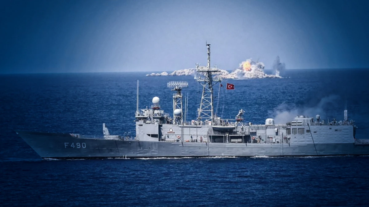 Mavi Vatan-2026 tamamlandı: Dev tatbikatta fiili atışlarla g&ouml;vde g&ouml;sterisi