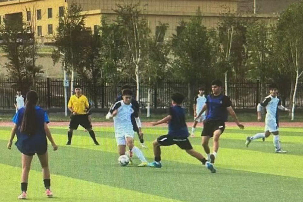 &Ccedil;in&rsquo;in Xinjiang Uygur &Ouml;zerk B&ouml;lgesi ile ABD&rsquo;li gen&ccedil;ler arasında dostluk ma&ccedil;ı