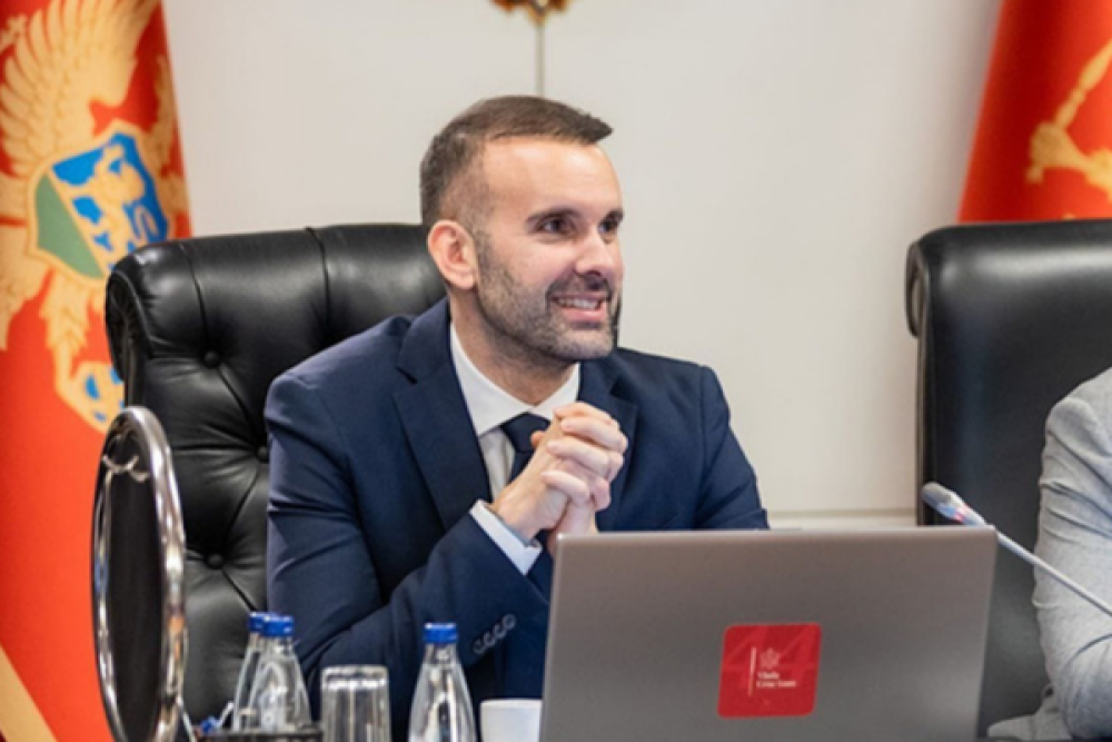Karadağ Başbakanı Spajic: Kızlarımızı izlemek b&uuml;y&uuml;k bir zevkti