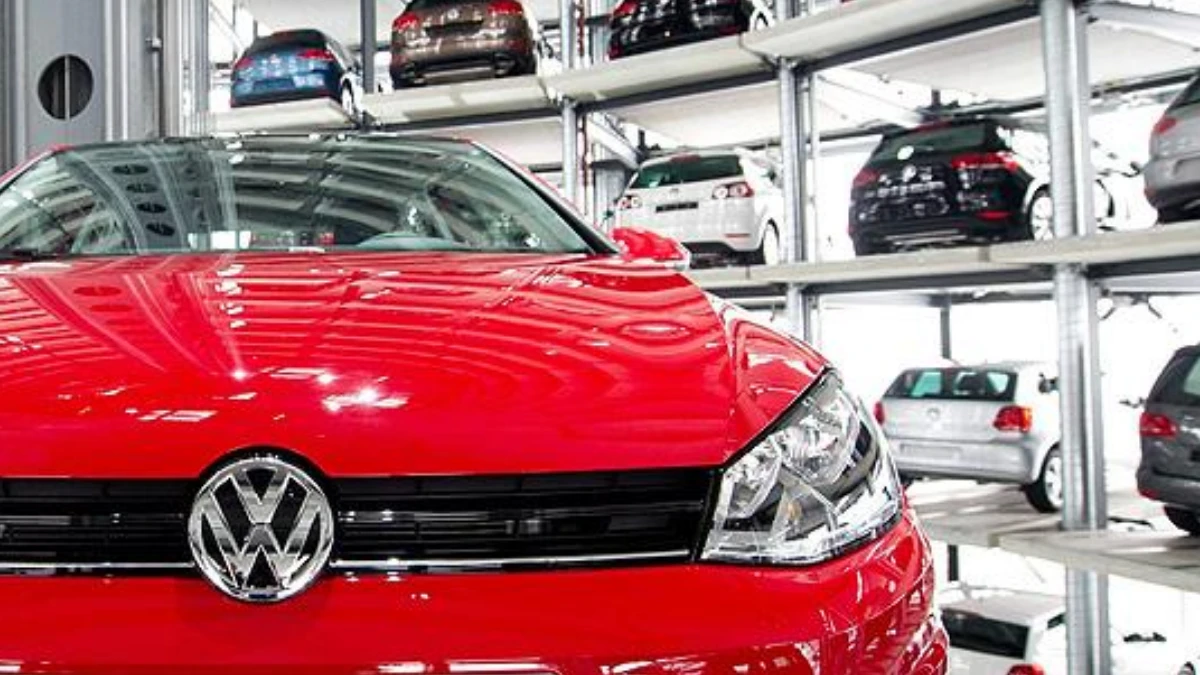 Volkswagen, 50 bin kişiyi işten &ccedil;ıkaracak