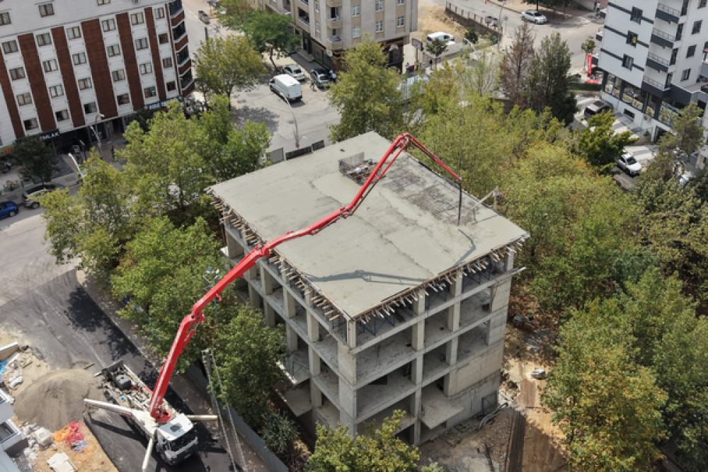 &Ccedil;ayırova&rsquo;da Bilgi Evi ve Aile Sağlığı Merkezi Projesi'nde betonarme inşaat tamamlandı