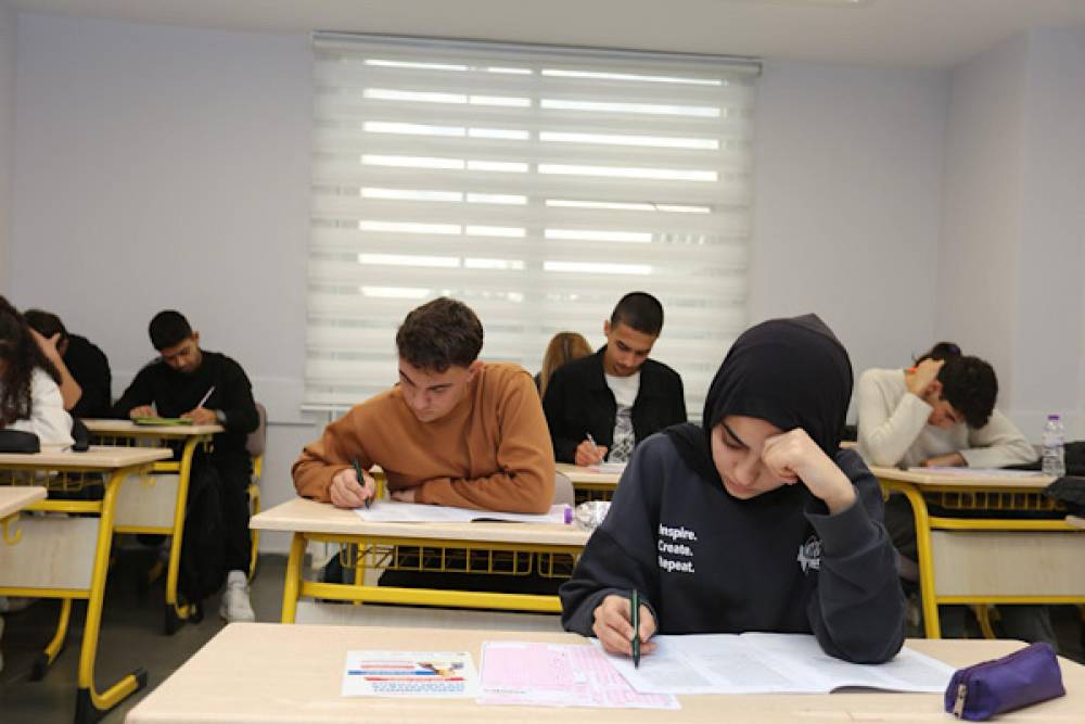 Kepez'de YKS ve LGS sonu&ccedil;larında &ouml;ğrencilerden başarı