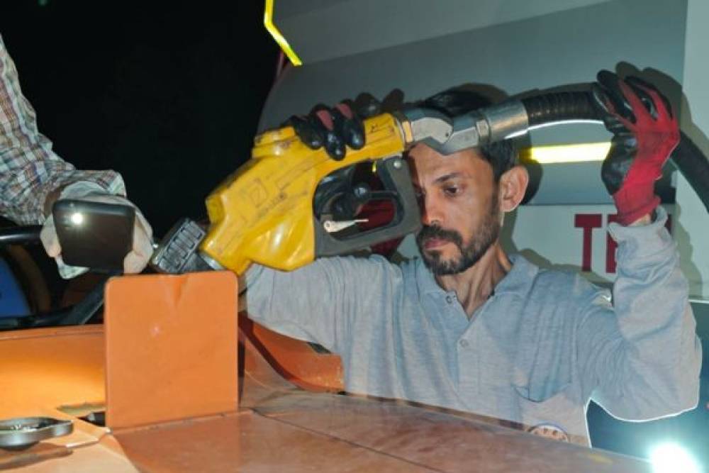 Kepez Belediyesi&rsquo;nden yangınla m&uuml;cadele eden k&ouml;yl&uuml;lere mazot desteği