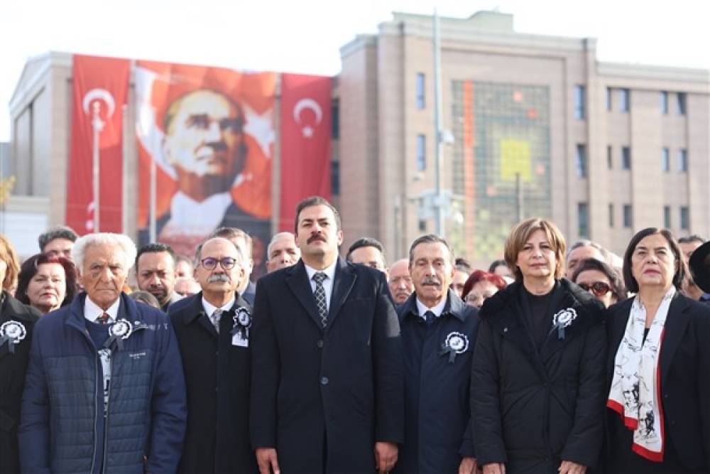 Eskişehir’de 10 Kasım Atatürk’ü anma töreni