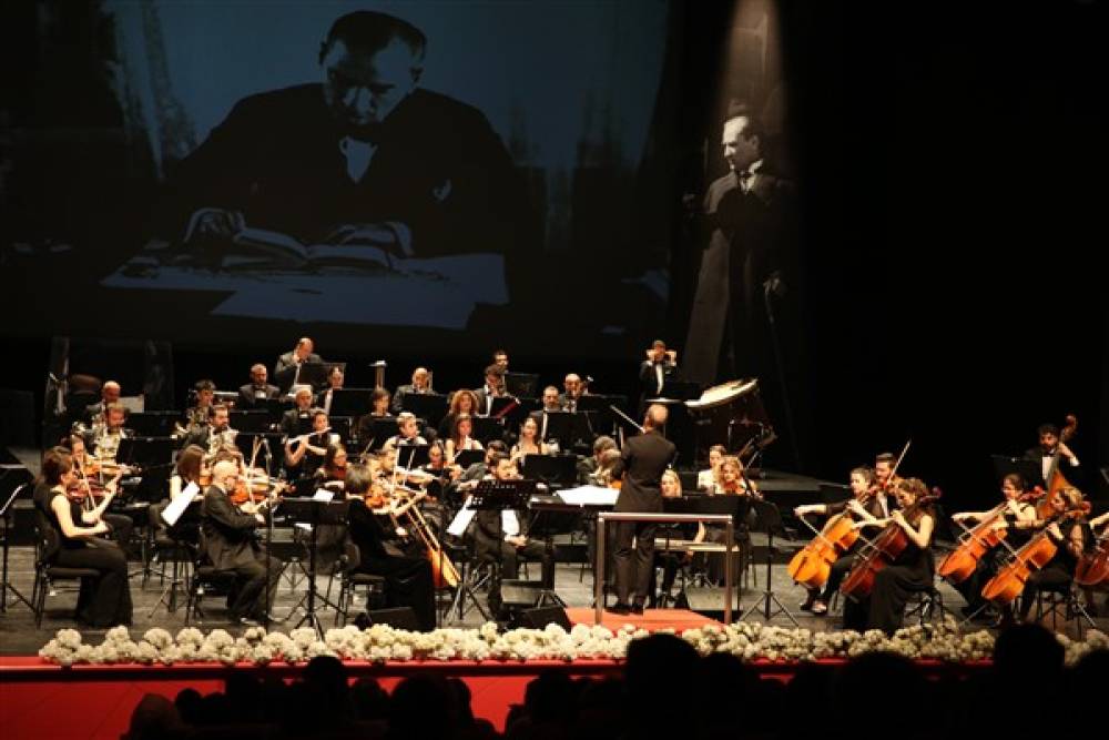 Senfoni Orkestrası’ndan “Atatürk’ü Anma Konseri”