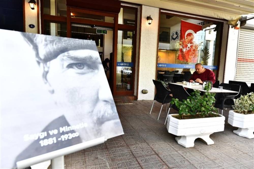 İzmir’de Atatürk'ün sevdiği yemekler halkla buluşturuldu