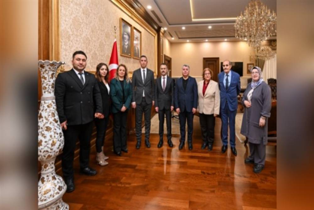 DEVA Partisi Kocaeli İl Başkanı Abbasioğlu ve y&ouml;netiminden Vali Aktaş&rsquo;a ziyaret