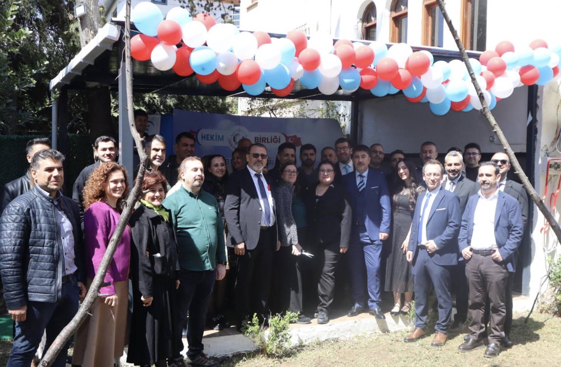 Hekim Birliği Sendikası İstanbul Avrupa Şubesi A&ccedil;ıldı