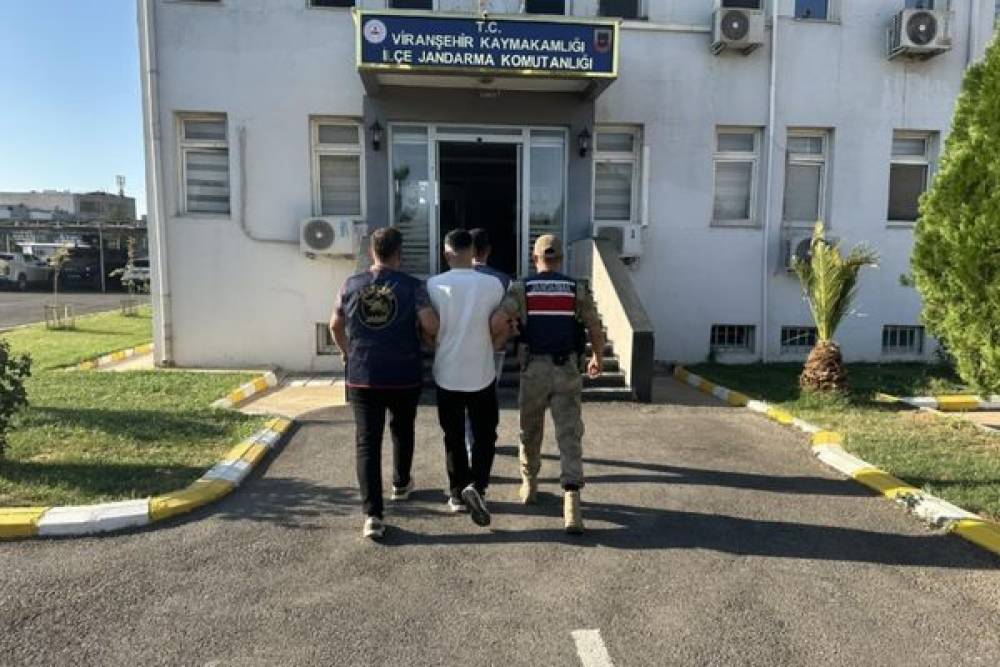 Şanlıurfa&rsquo;da 3,5 milyon liralık ka&ccedil;ak telefon ele ge&ccedil;irildi