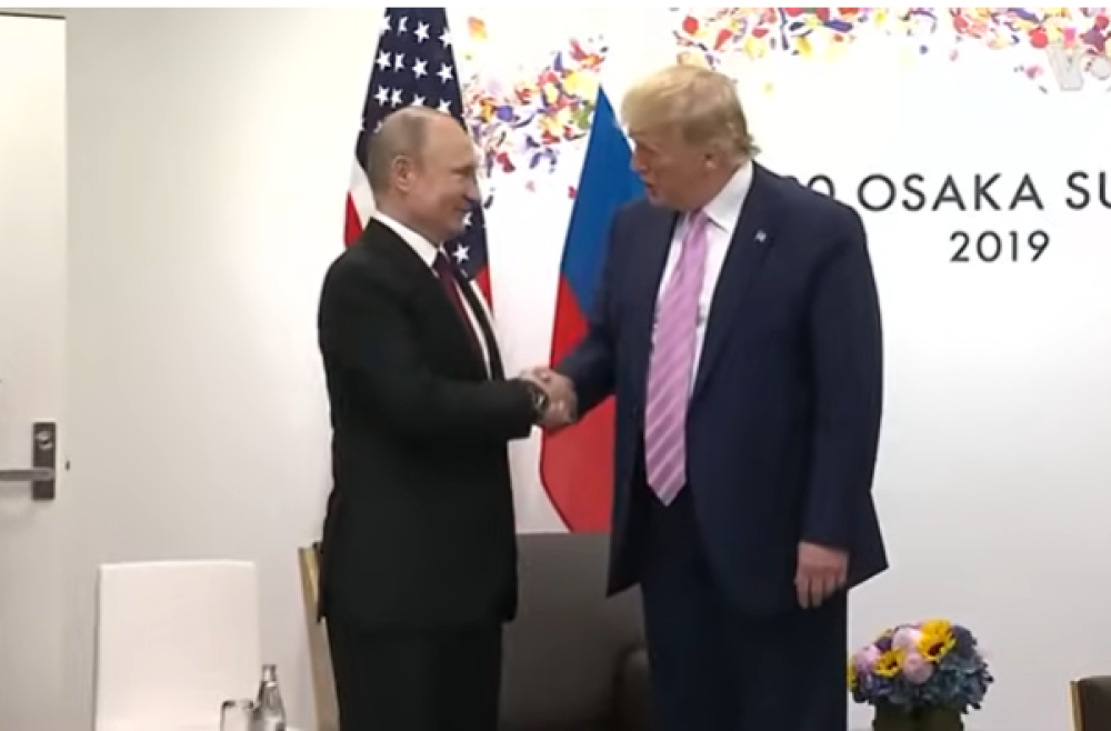 Trump, Putin ile görüştü