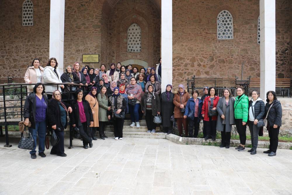 Saruhanlılı Kadınlar Manisa’yı gezdi