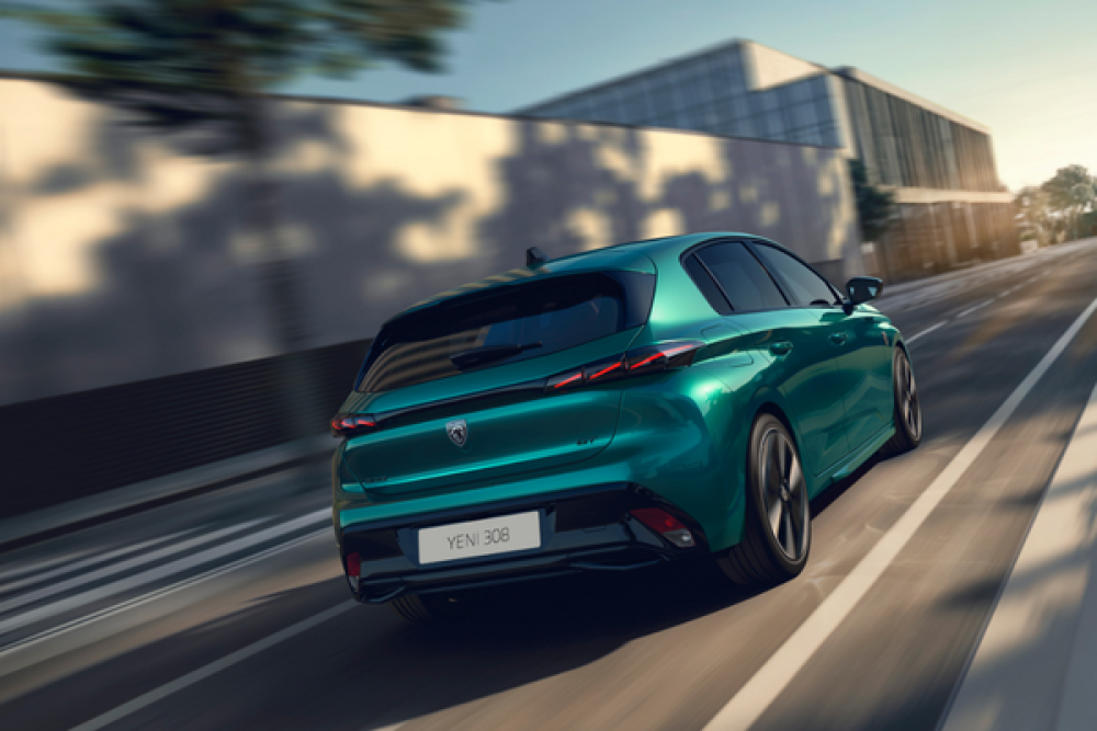 Yeni PEUGEOT 308 T&uuml;rkiye&rsquo;de yollara &ccedil;ıktı