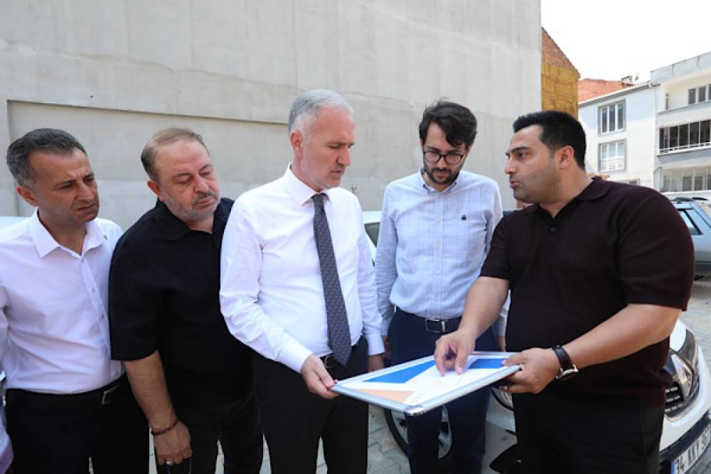  İneg&ouml;l&rsquo;de kamulaştırılan alana 16 ara&ccedil;lık otopark kazandırıldı