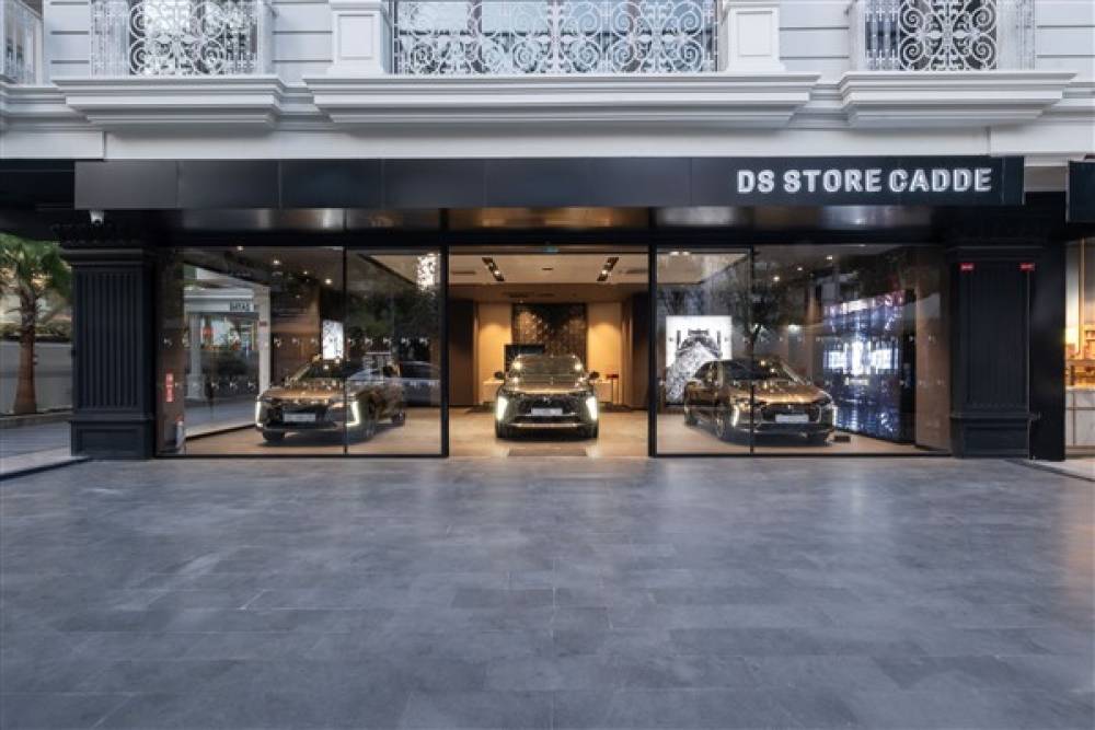 DS Automobiles, Türkiye'de iki yeni DS STORE daha hizmete aldı