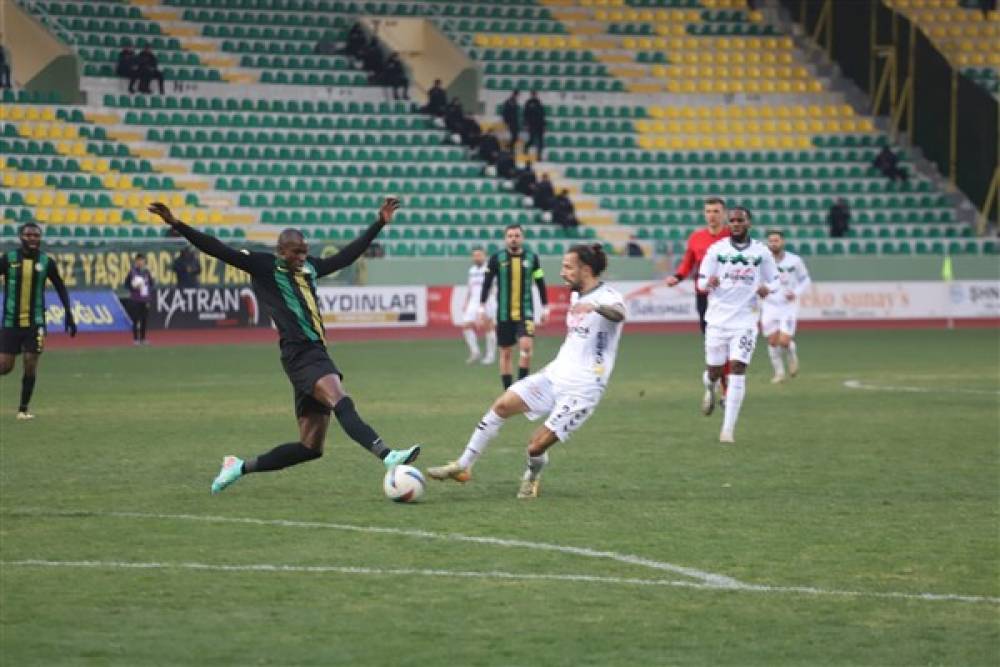 Şanlıurfaspor: 0 – Sakaryaspor: 1 