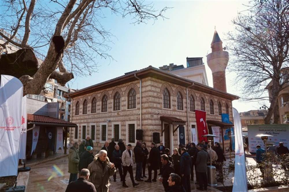 Restorasyonu tamamlanan İmrahor Camisi yeniden ibadete açıldı