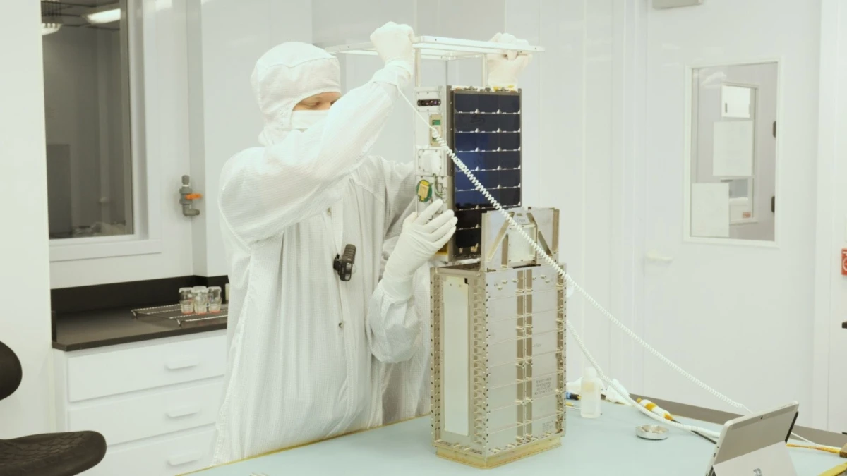 NASA'nın mini uydusu SPARCS ilk g&ouml;r&uuml;nt&uuml;leri g&ouml;nderdi