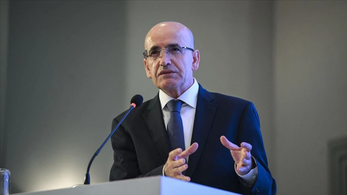 Bakan Şimşek'ten cari a&ccedil;ık yorumu: Ge&ccedil;ici olacağını değerlendiriyoruz
