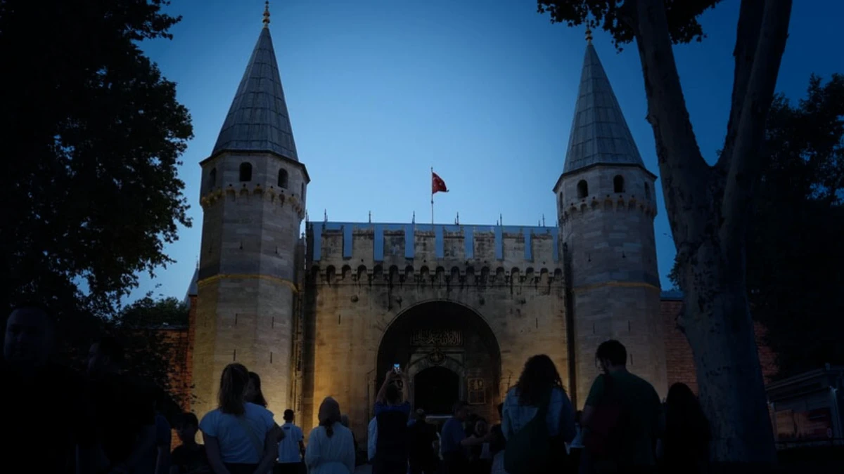 Gece m&uuml;zeciliği adımı: Topkapı Sarayı'nda yeni b&ouml;l&uuml;mlerle başlıyor