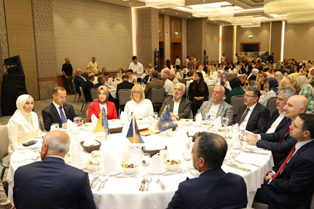 Başkan Gen&ccedil;: T&uuml;rkiye yeni bir &ouml;zg&uuml;ven yolculuğuna &ccedil;ıktı