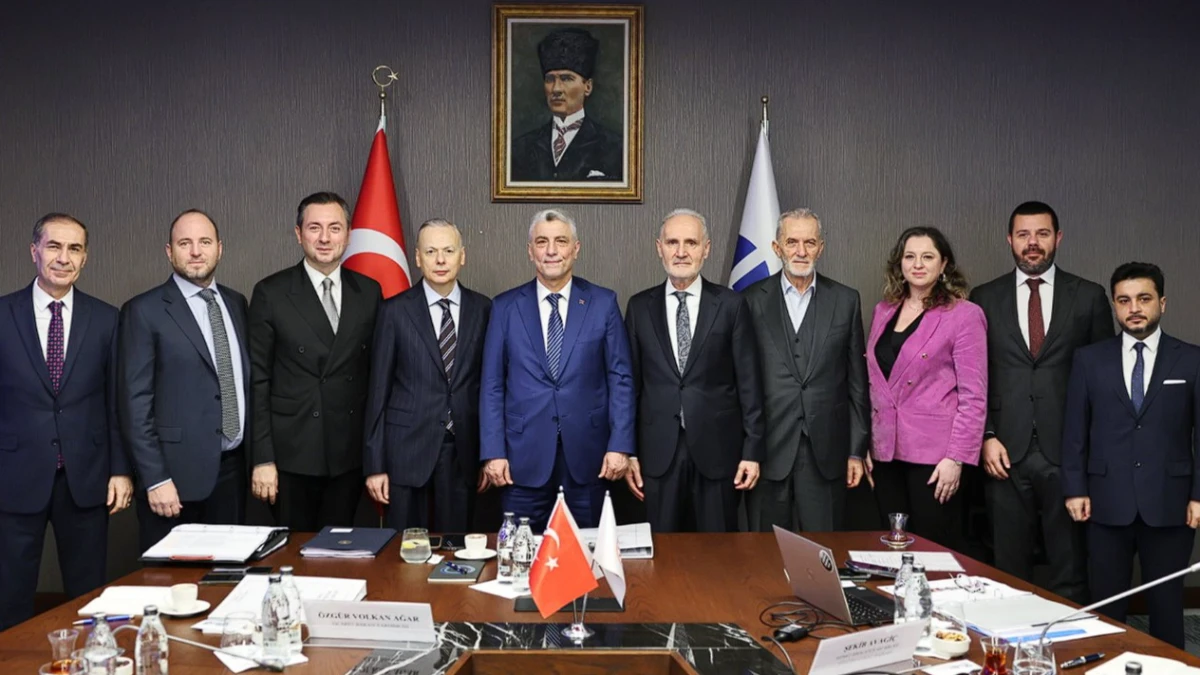 Hizmet ihracatında tarihi başarı: 63,5 milyar dolar fazla! İTO Başkanı Şekib Avdagi&ccedil;'ten kararlılık mesajı