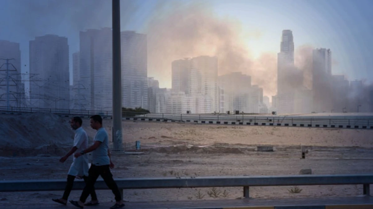 K&ouml;rfez&rsquo;de enerji altyapısı hedefte! BAE&rsquo;nin petrol tesislerinde hasar ve yangın