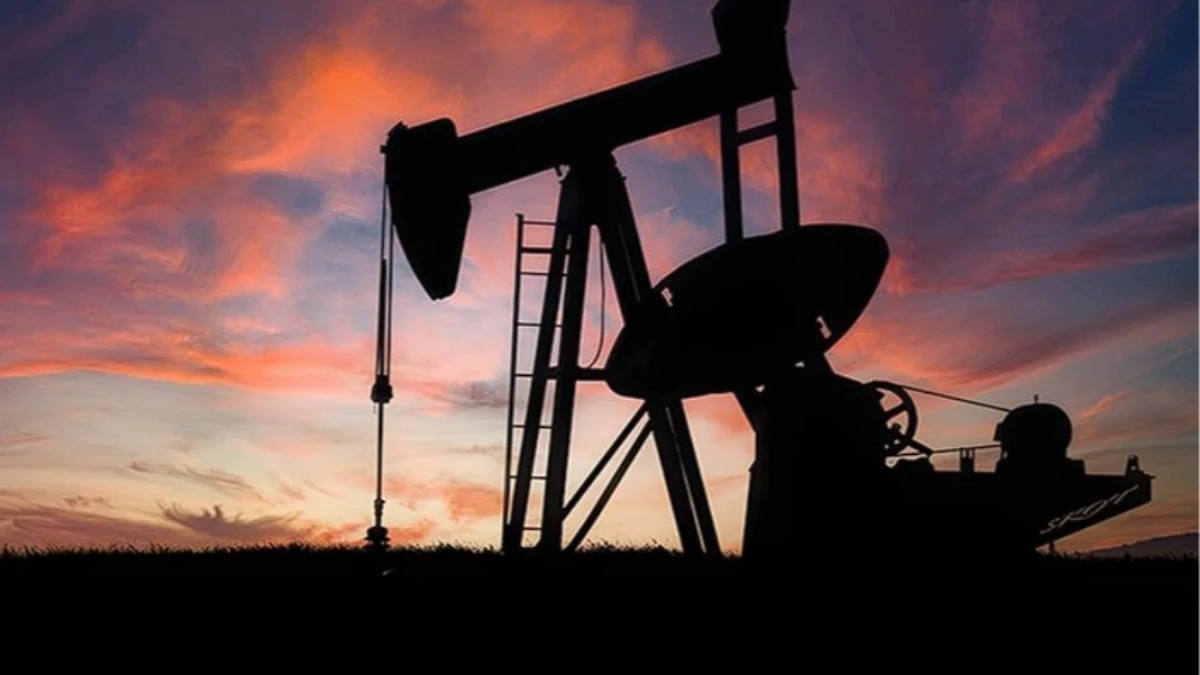 ABD İran&rsquo;ın petrol adasını vurdu: Hark Adası&rsquo;nda can kaybı yok