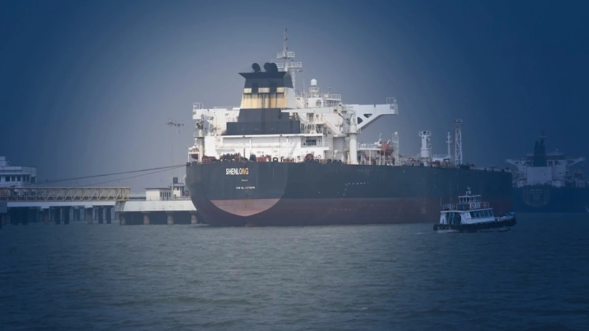 ABD'nin İran ablukasında ilk 24 saat: 4 gemi ge&ccedil;iş yaptı