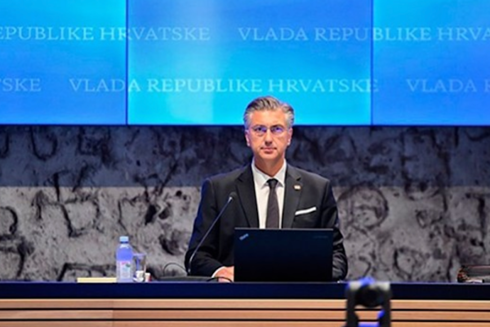 Plenkovi&ccedil;: Omis'teki yangında 14 kişi hastaneye kaldırıldı