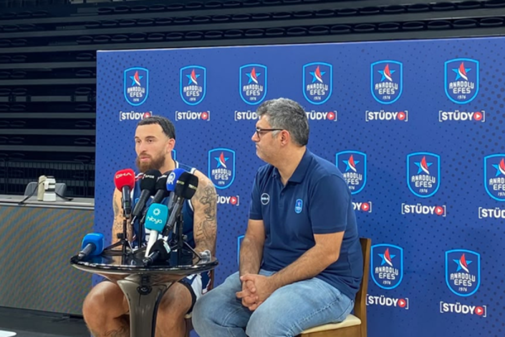 Anadolu Efes&rsquo;in 2026-2027 sezonu EuroLeague Medya G&uuml;n&uuml; ger&ccedil;ekleştirildi