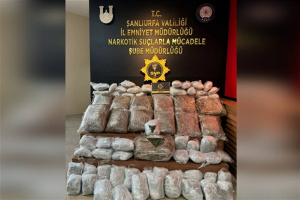 Şanlıurfa'da 76 kilo 550 gram skunk ele geçirildi