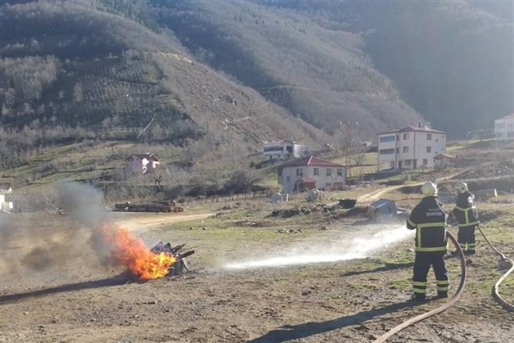 Topçam'da gönüllü itfaiyecilik eğitimleri tamamlandı