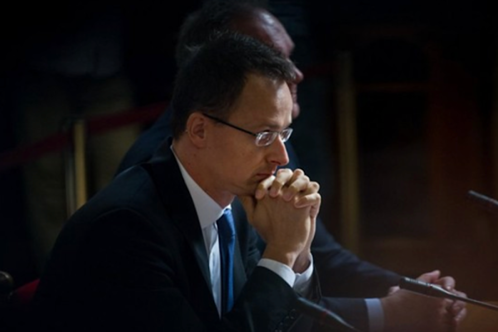 Szijjarto: &Uuml;lkemizin g&uuml;venliğini garanti altına almak i&ccedil;in savaştan uzak duruyoruz