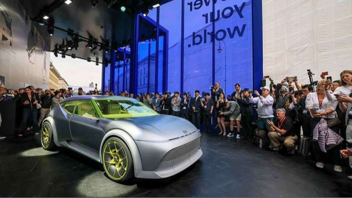 Hyundai &Ccedil;in'de IONIQ d&ouml;nemini başlattı! İlk aracını tanıttı