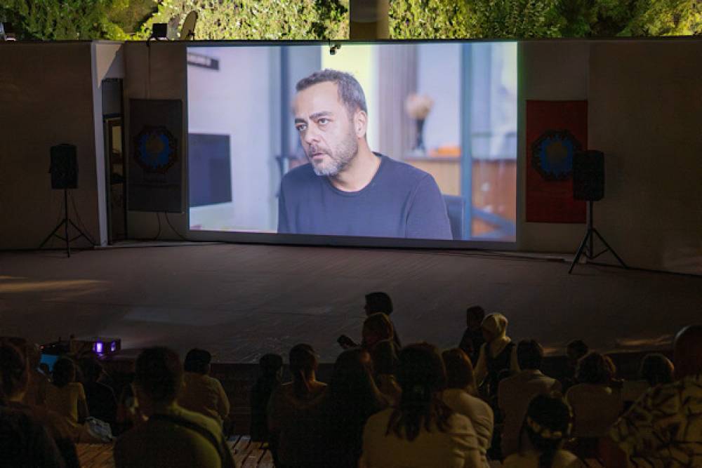 S&uuml;merpark A&ccedil;ık Hava Sineması &ldquo;Valahi&rdquo; filmiyle başladı