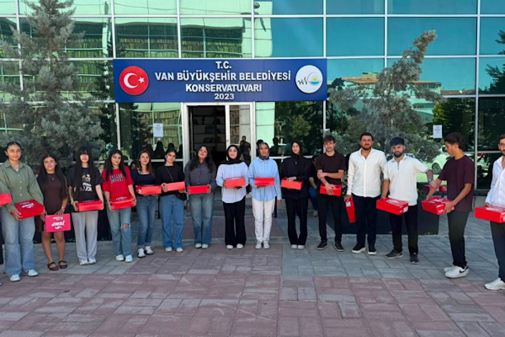 Van&rsquo;da 21 &ouml;ğrenci &uuml;niversitelerin ilgili b&ouml;l&uuml;mlerine yerleşti