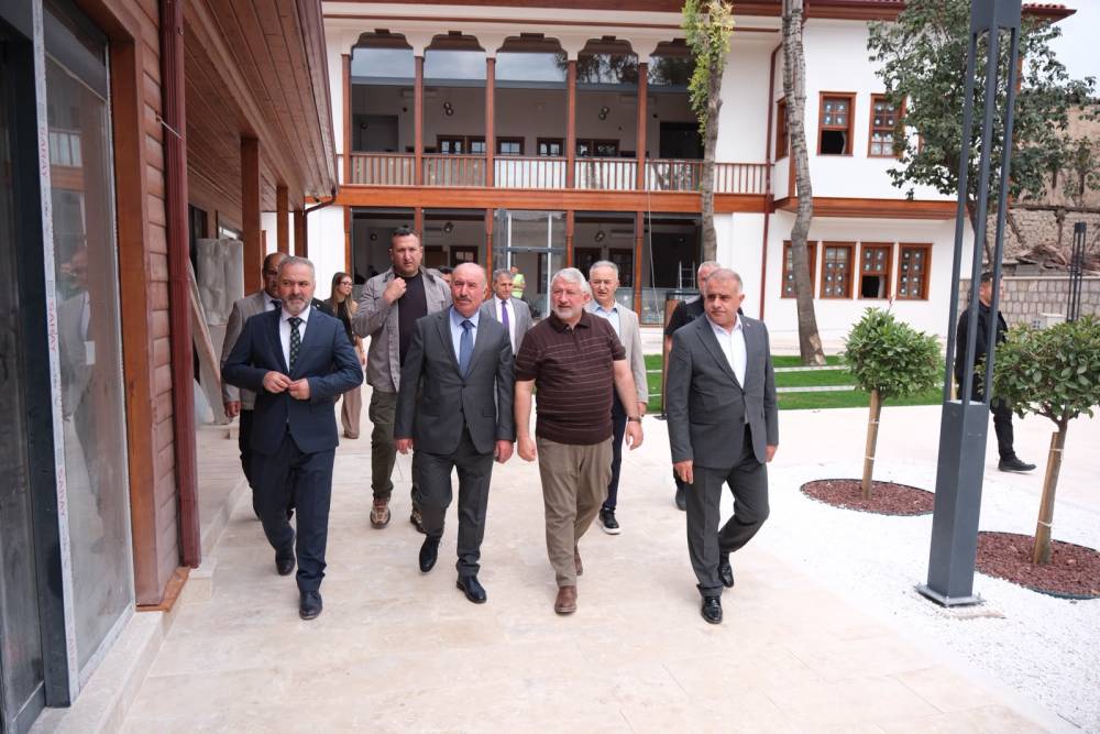 &Ccedil;orum&rsquo;daki İkiz Konak butik otel olarak hizmete a&ccedil;ılıyor
