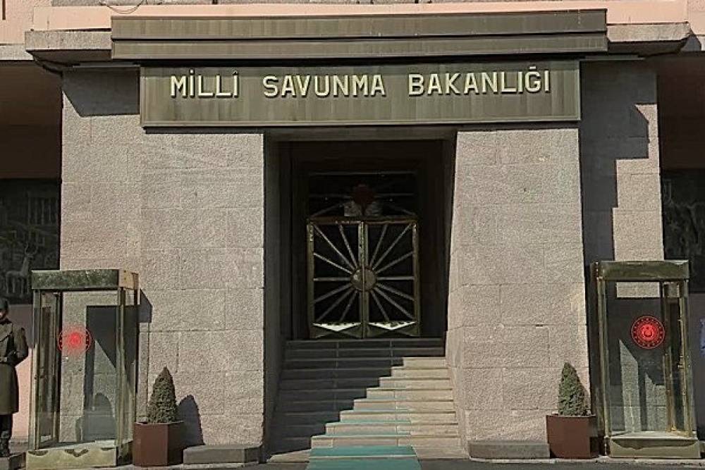 TCG Gelibolu fırkateyni, havada yakıt ikmali icra etti