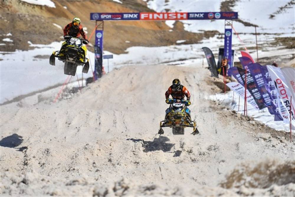 Dünya Snowcross Şampiyonası Final Yarışları ve Ödül Töreni Kayseri'de gerçekleşti