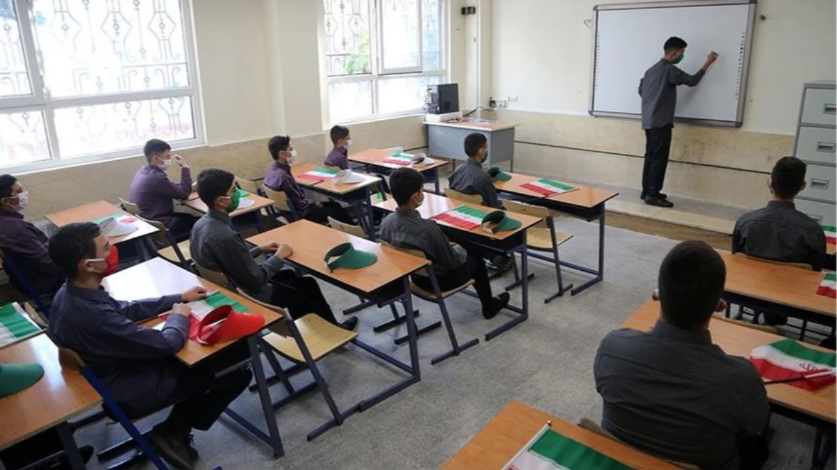 İran eğitimde yeni d&ouml;neme ge&ccedil;iyor! 21 Nisan'da başlıyor