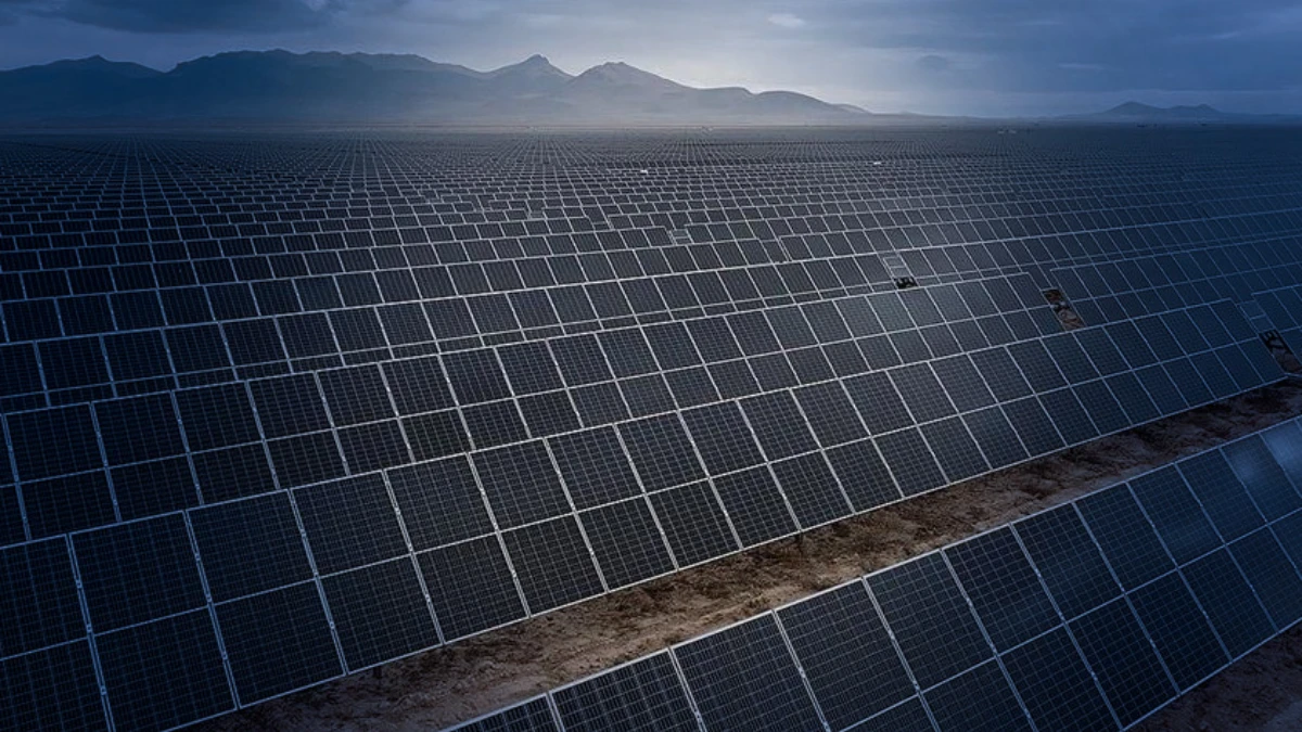 G&uuml;neş enerjisinde rekor &uuml;retim: TEİAŞ g&uuml;nl&uuml;k elektrik &uuml;retim istatistiklerini a&ccedil;ıkladı