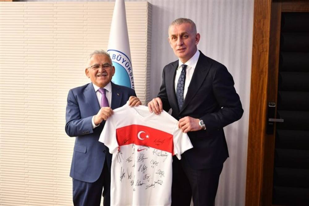 Başkan Büyükkılıç'a TFF Başkanı Hacıosmanoğlu'ndan ziyaret