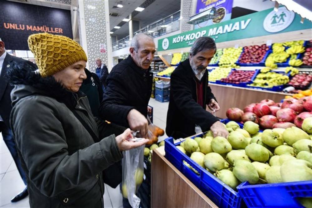 Başkent Market’ten “tarladan sofraya” manav reyonu