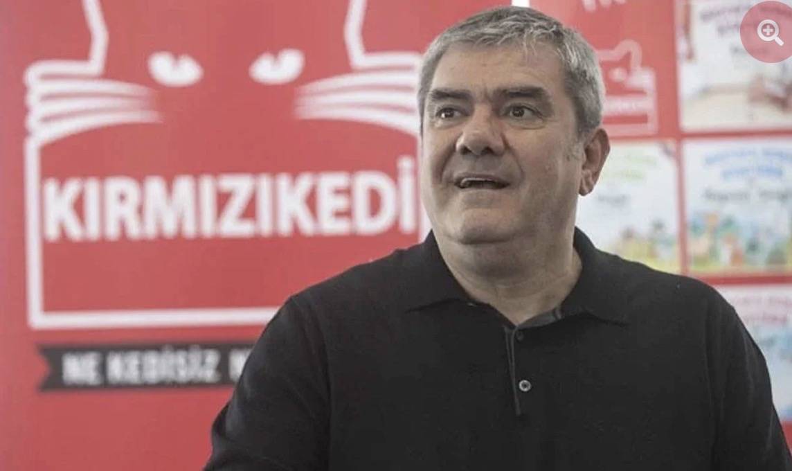 Gazeteci Yılmaz Özdil Kalp Krizi Geçirdi