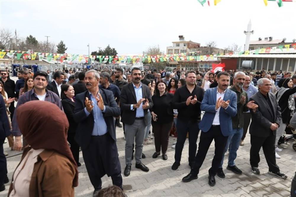 Eş Başkan Hatun, Ergani'de Nevruz kutlamasına katıldı