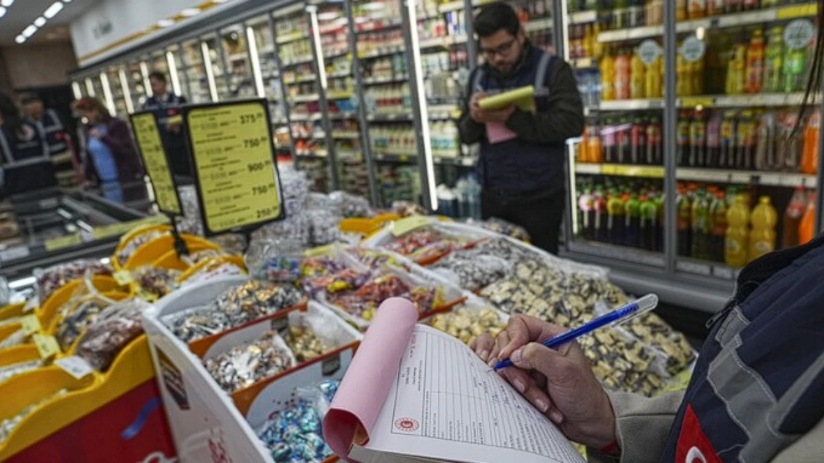 Kurban Bayramı &ouml;ncesi fahiş fiyatla m&uuml;cadele s&uuml;r&uuml;yor: 1258 işletmeye 389,4 milyon lira ceza