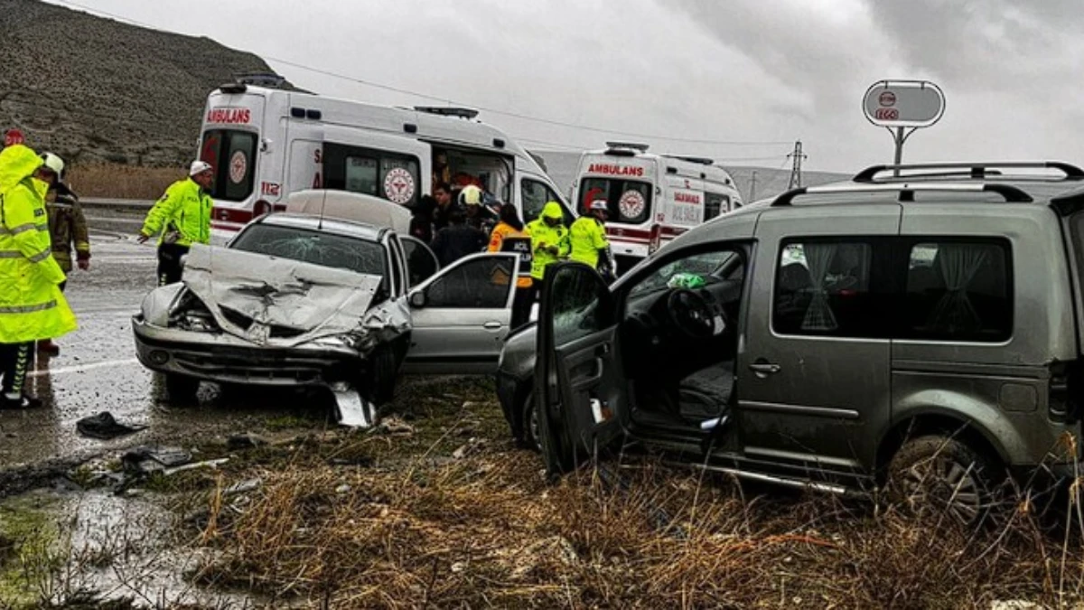 Trafik ve kasko sigortasında 3 ayda 70,9 milyar lira tazminat &ouml;dendi