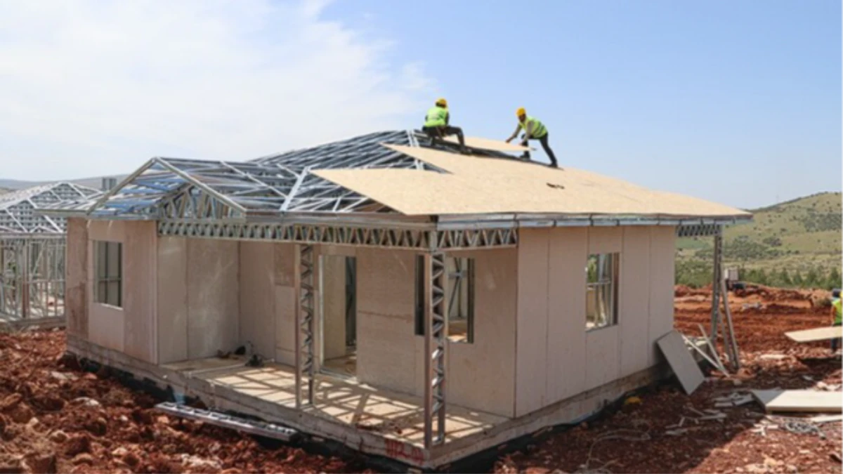 Prefabrik ve mod&uuml;ler yapılarda yeni standart: Hafif &ccedil;elik y&ouml;netmeliği yayımlandı