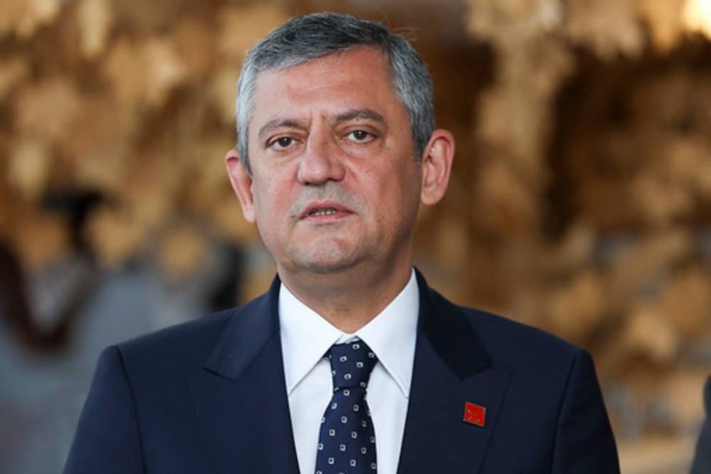 &Ouml;zel: Bir olacağız, iri olacağız, diri olacağız, hep birlikte başaracağız