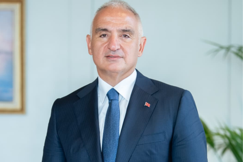 Bakan Ersoy: 485 bin yazma ve nadir matbu eser dijital ortama taşındı
